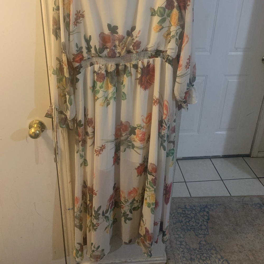 XL DRESS - Picture 2 of 3